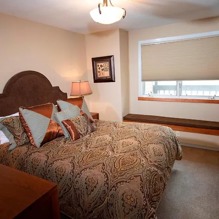 1Br Ski-In, Ski-Out At Okemo Mountain Lodge Condo